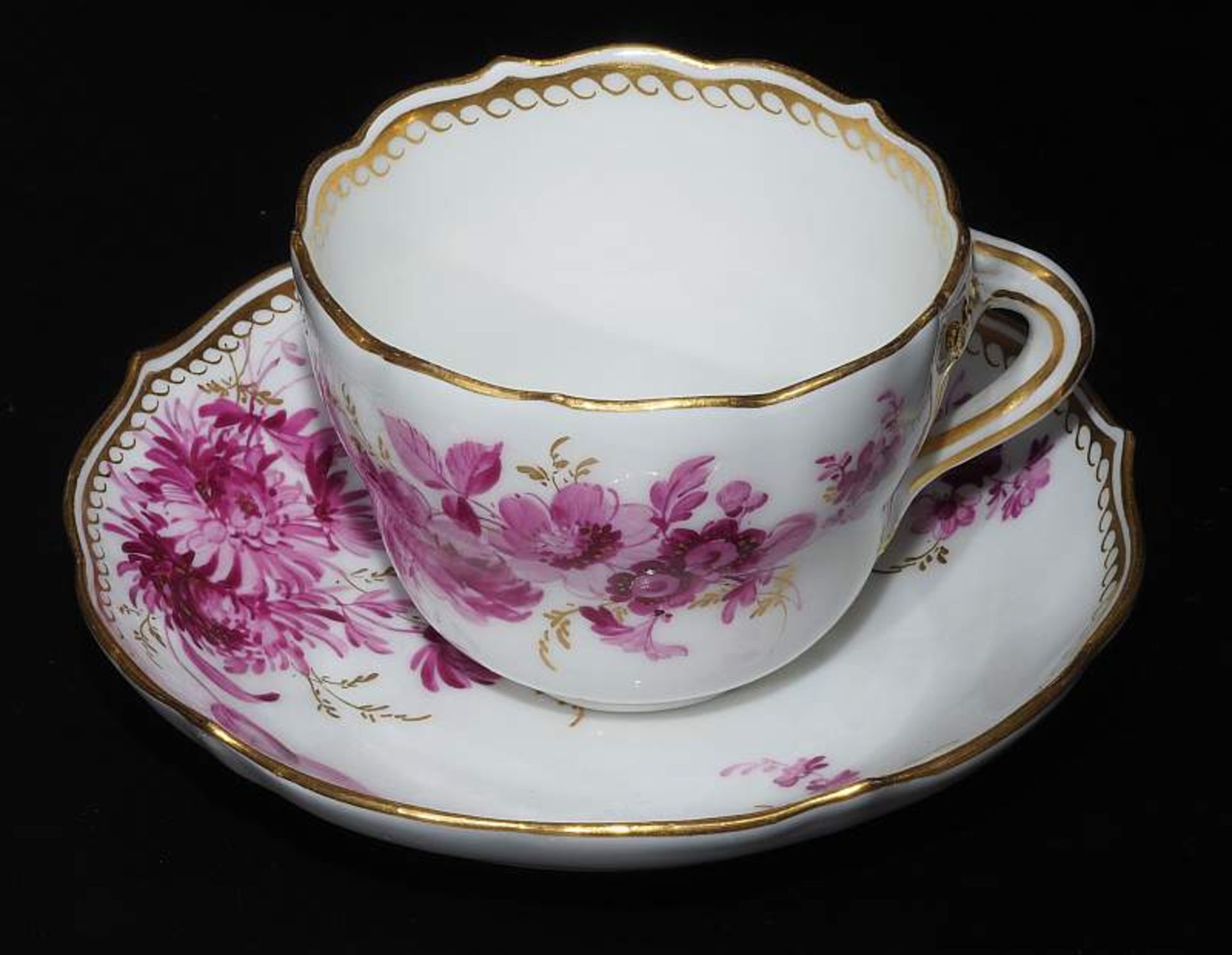 Moccatasse, Untertasse. MEISSEN um 1860, 1. Wahl.Moccatasse, Untertasse. MEISSEN um 1860, 1. Wahl. - Bild 3 aus 4