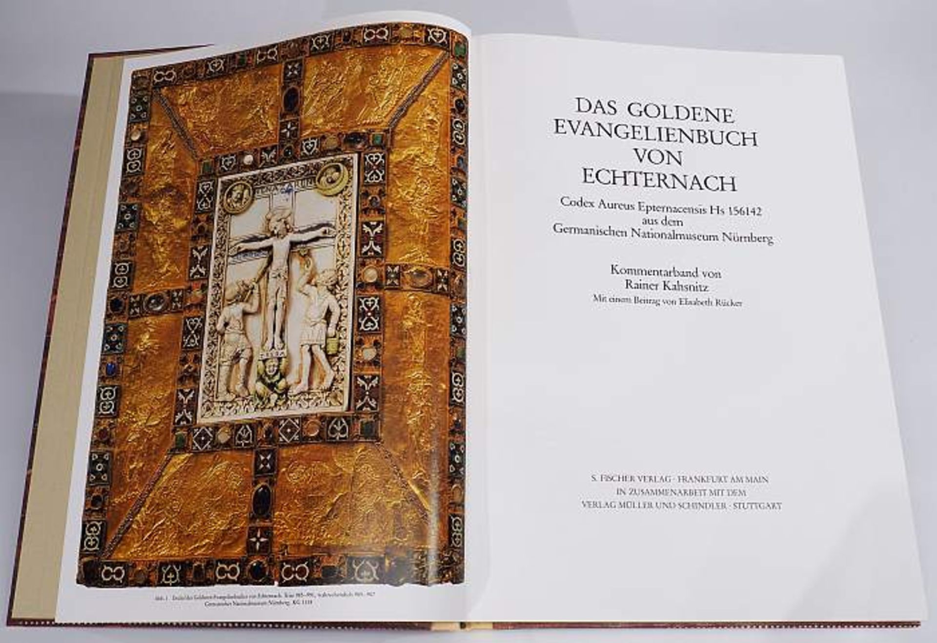 Das Goldene Evangelien,buch von Echternach, hier Kommentarband. Das Goldene Evangelienbuch von