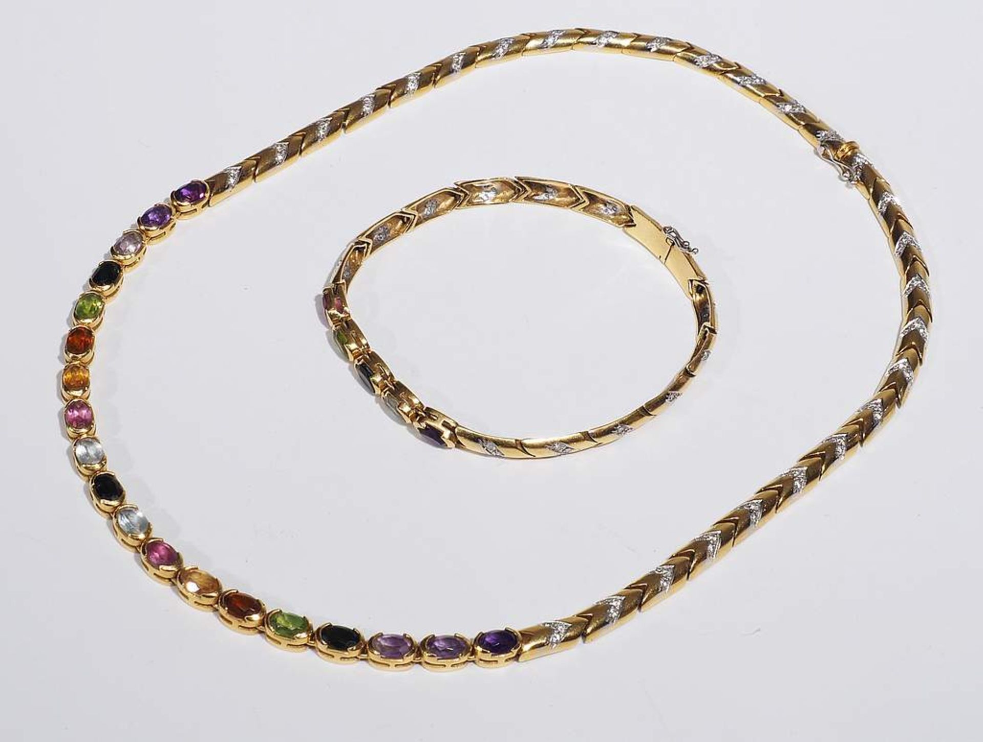 Collier und Armband.Collier und Armband. Bewegliche 750er Gelbgold Schlangen-Gliederkette mit - Image 5 of 9