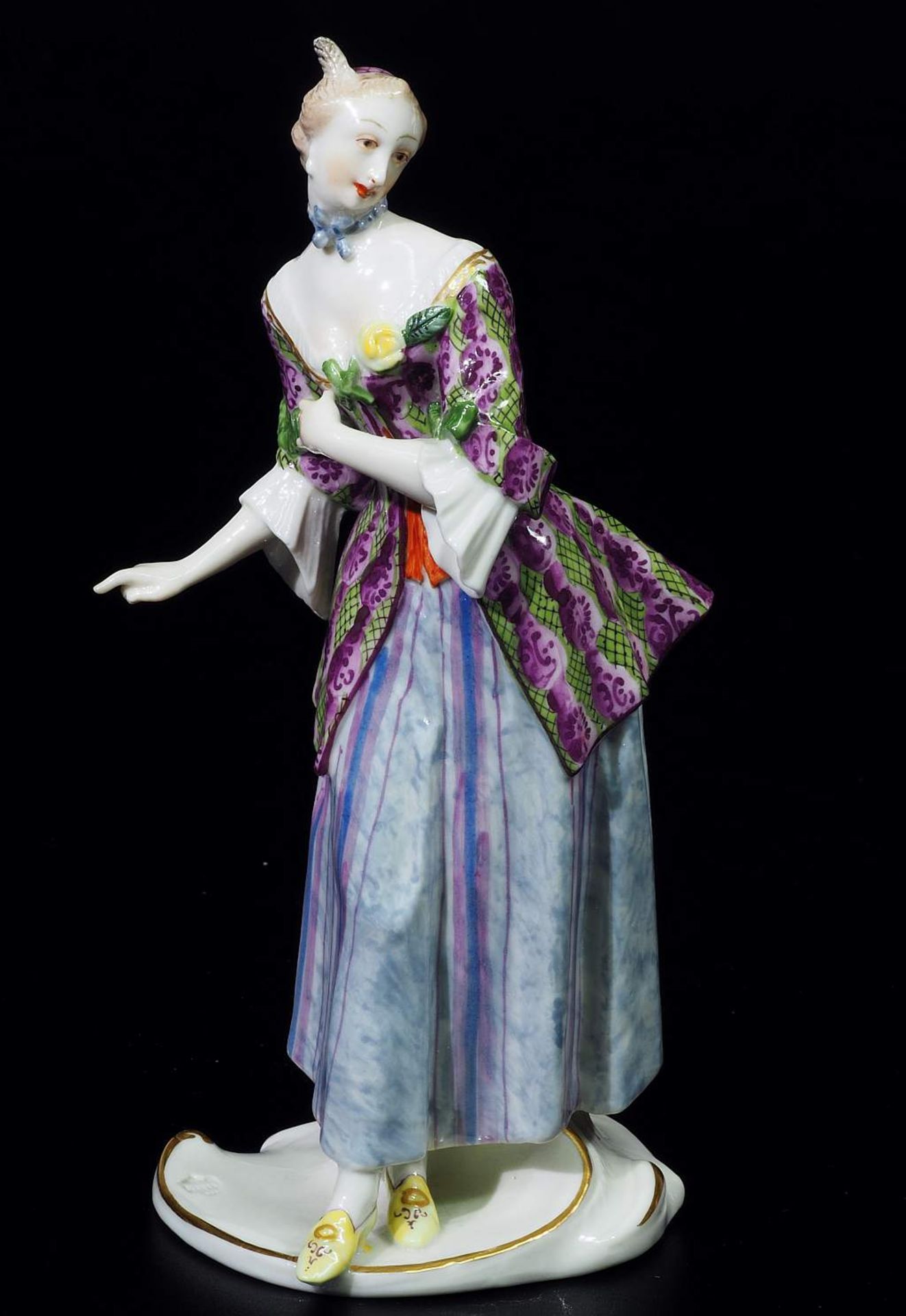 LUCINDA, Figurine der Commedia dell'arte.LUCINDA, Figurine der Commedia dell'arte. NYMPHENBURG. - Bild 2 aus 7