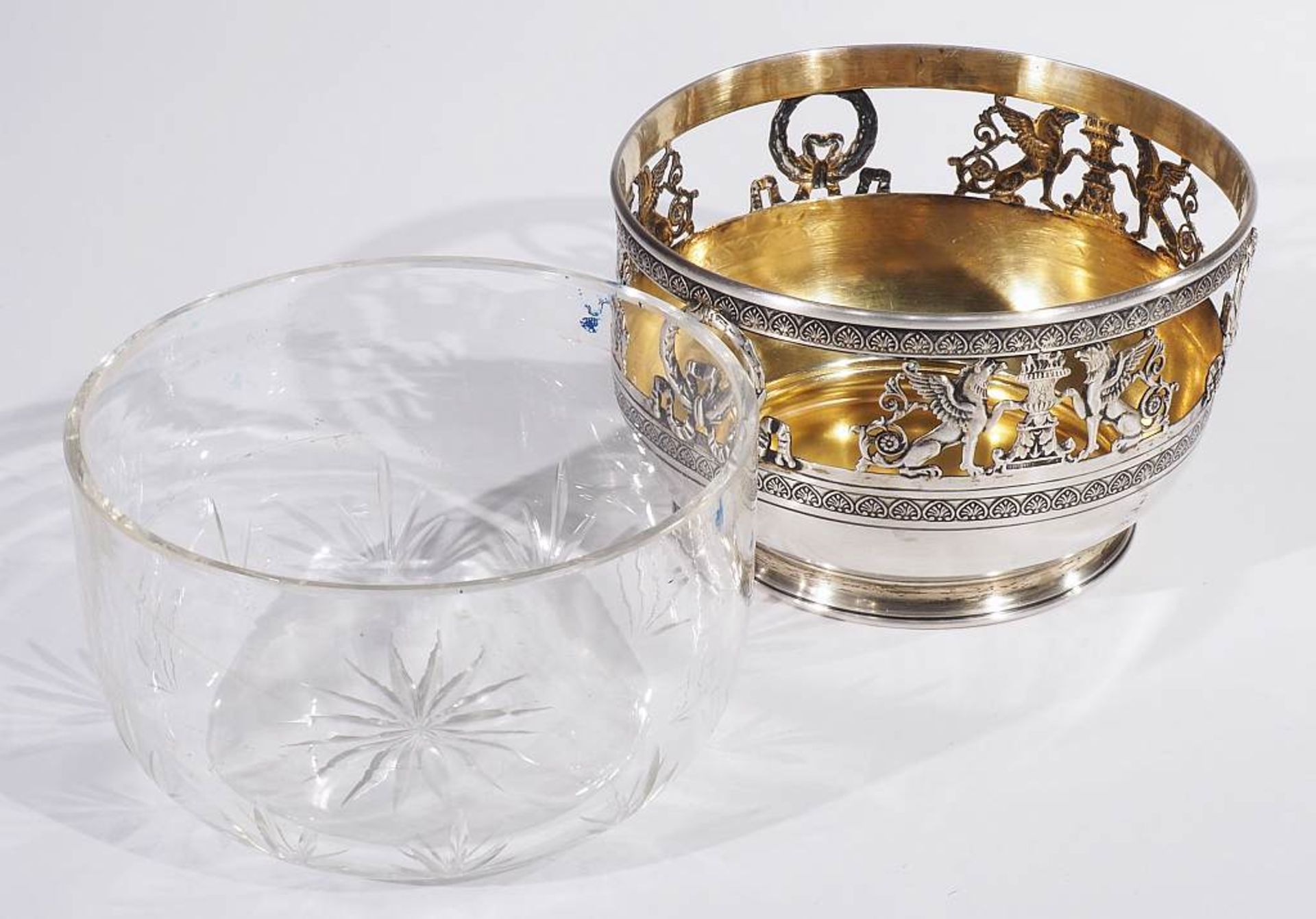 Zwei Schalen. 1) Silberschale mit Glaseinsatz, 800er Silber, Halbmond, Krone, innen vergoldet, - Bild 5 aus 7