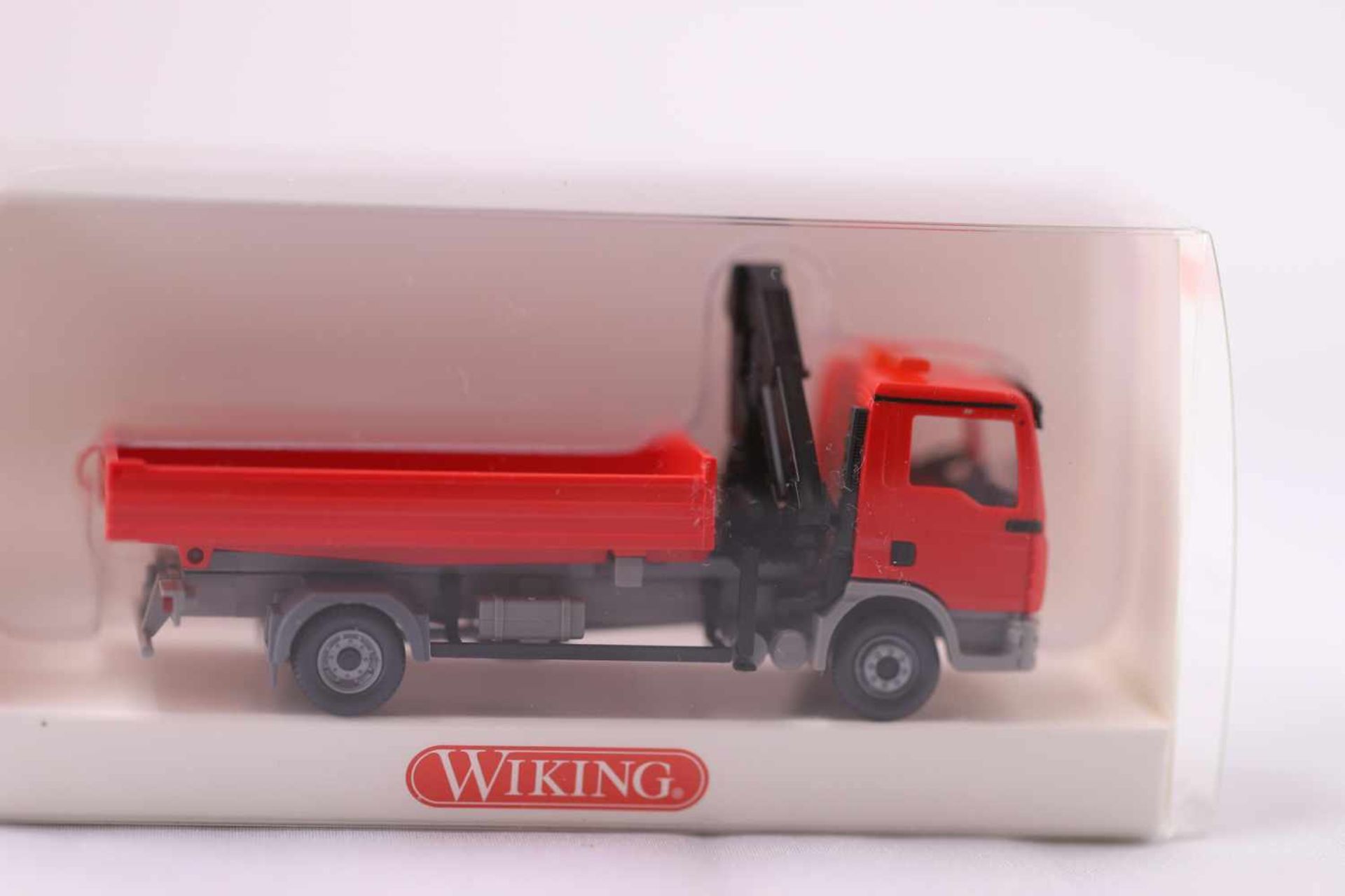 Wiking 6750431 Pritschen LKW mit Ladekran (MAN TGA L), neuwertig, OVP- - -20.00 % buyer's premium on