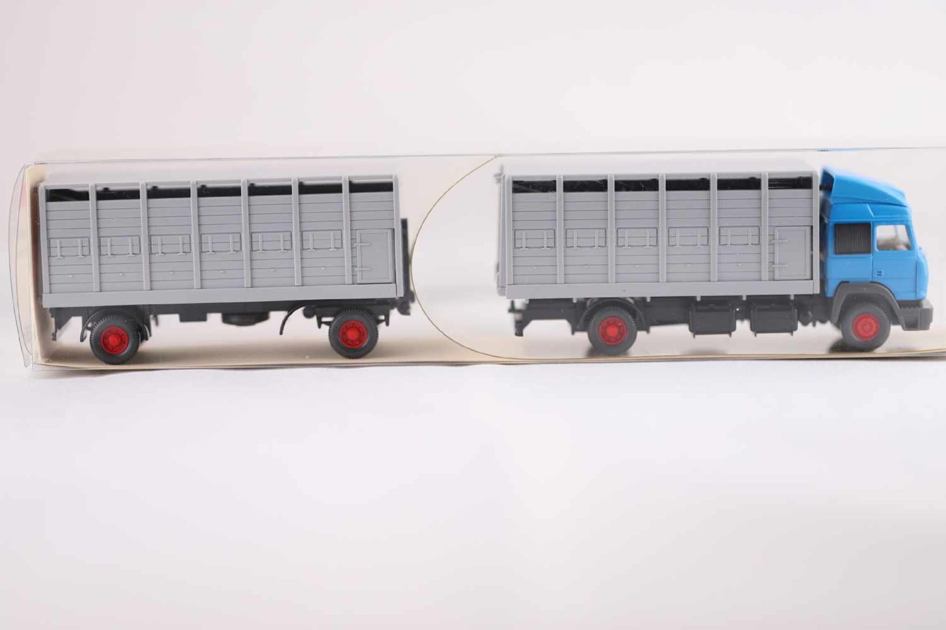 Wiking 56527 Viehtransporter Fernlastzug, neuwertig, OVP- - -20.00 % buyer's premium on the hammer