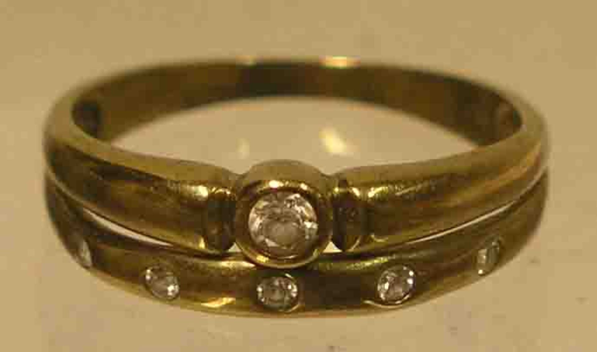 Damenring. 8 kt. Gelbgold. Ringgröße: 56. 1,9 Gramm.