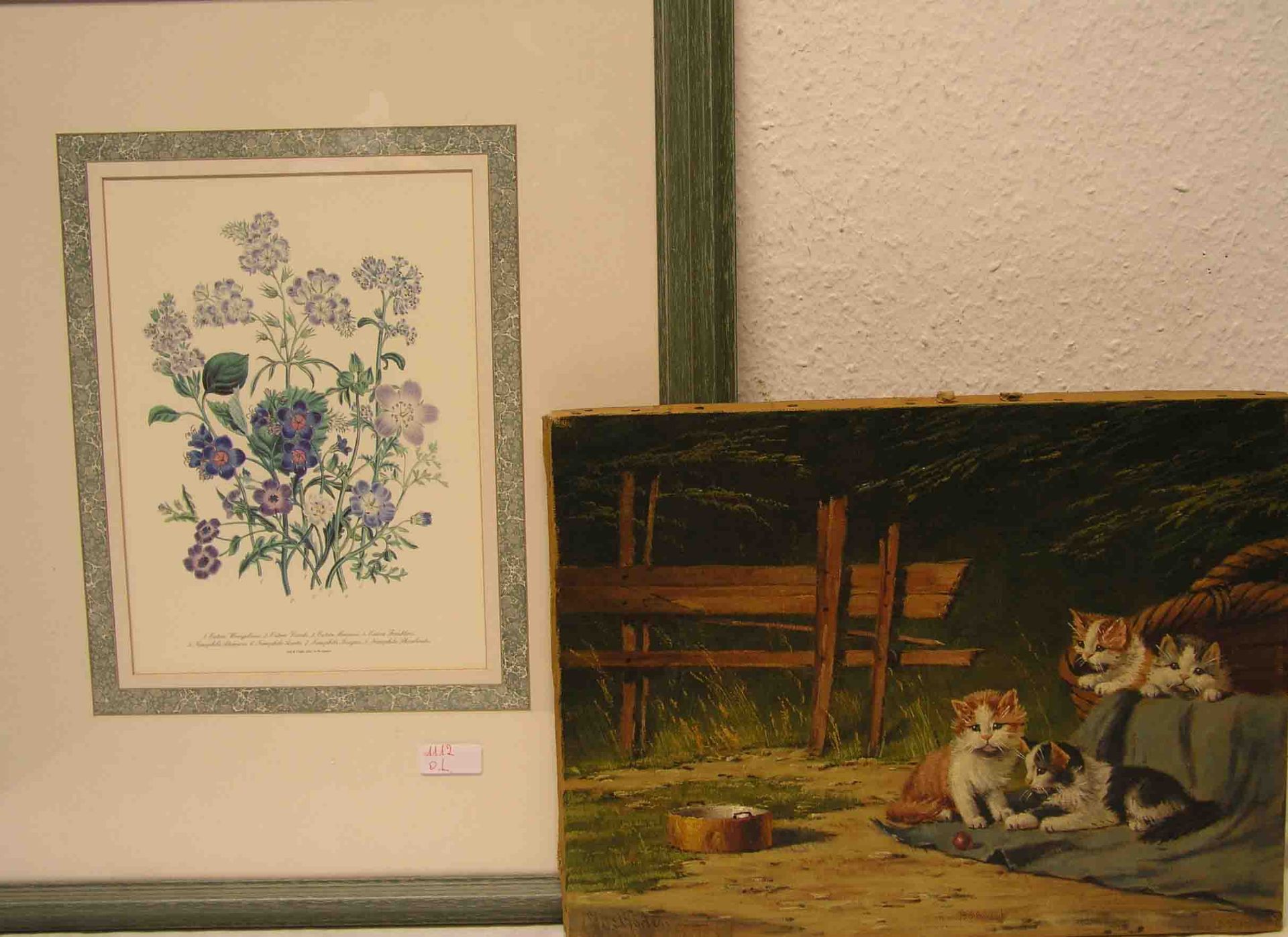 Pflanzen, zwei Grafiken. 27 x 20cm, Rahmen mit Glas. Dazu: "Spielende Katzen". Farbdruckauf Lwd.