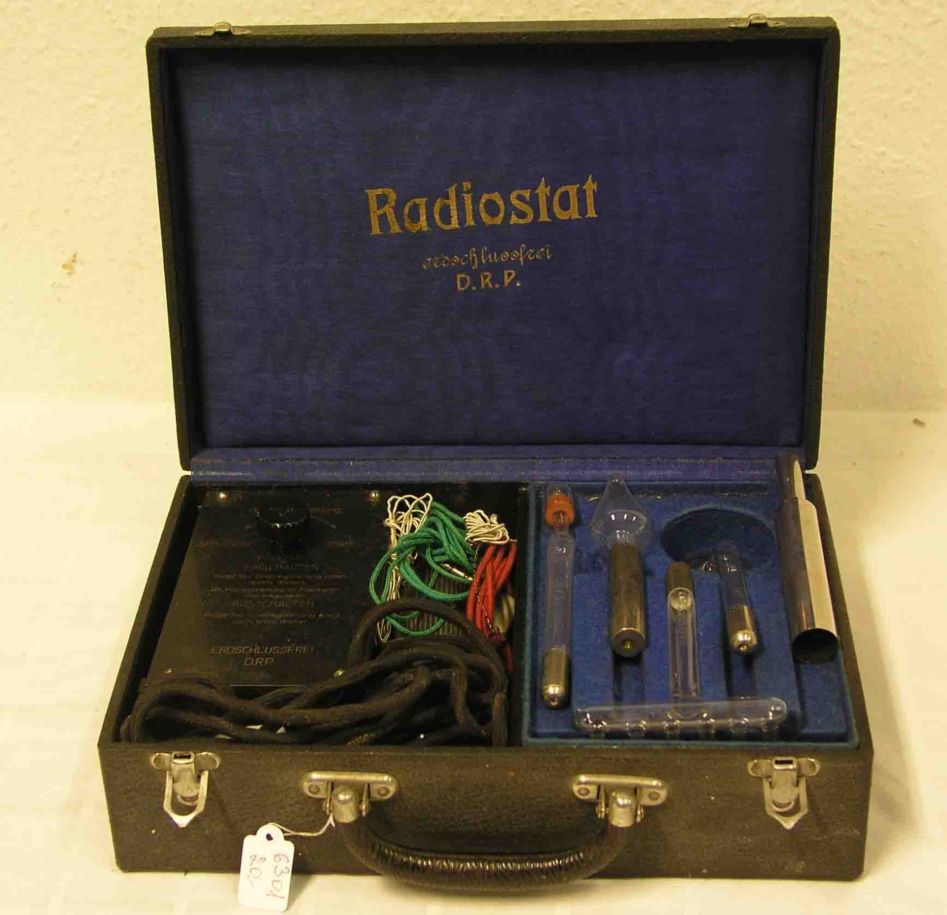 Elektrisches Behandlungsgerät Radiostat, Glas und Metall, um 1930. Hochfrequenzapparat