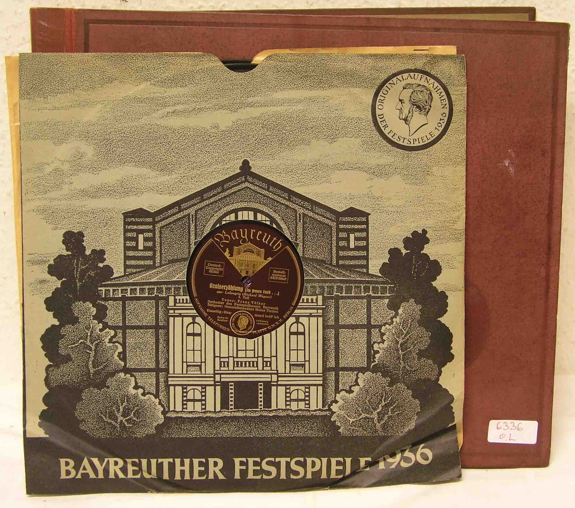 Album mit 12 Grammophon-Platten. Dabei: zwei Platten "Bayreuther Festspiele 1936".