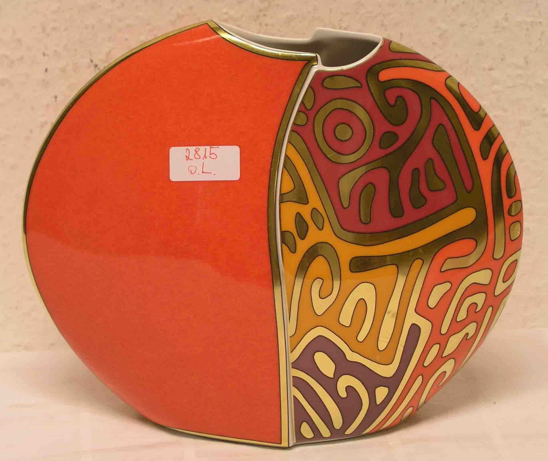 Designer-Vase. Porzellan, Hutschenreuther. Höhe: 22cm.