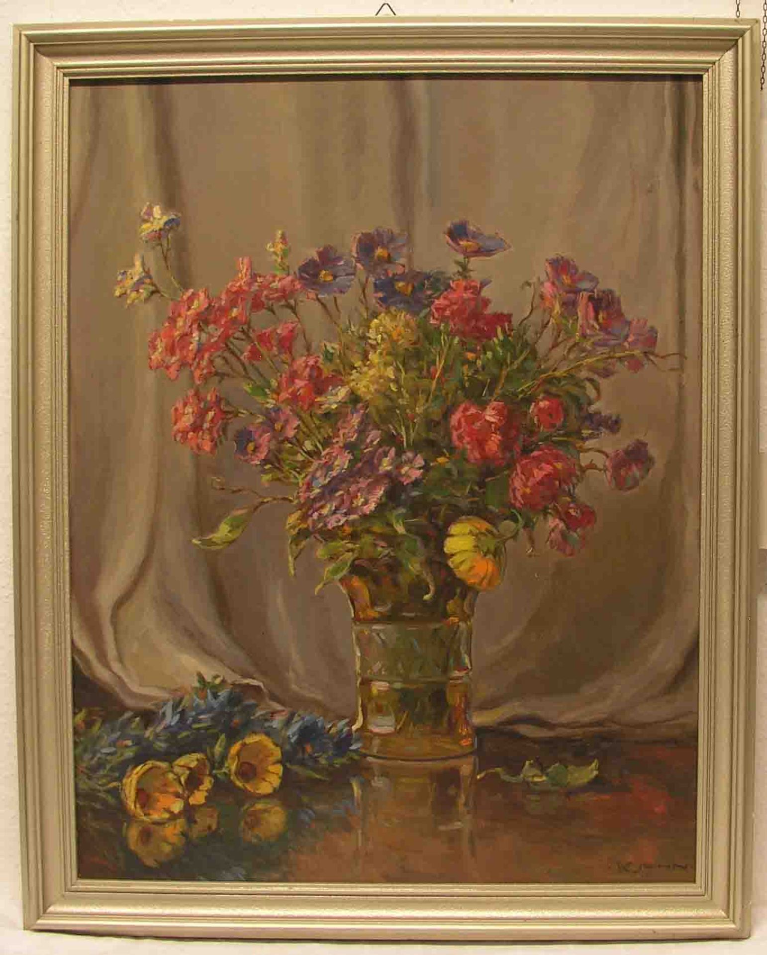 John, K.: "Blumen in der Vase". Öl/Platte, signiert, 82 x 64cm, Rahmen.