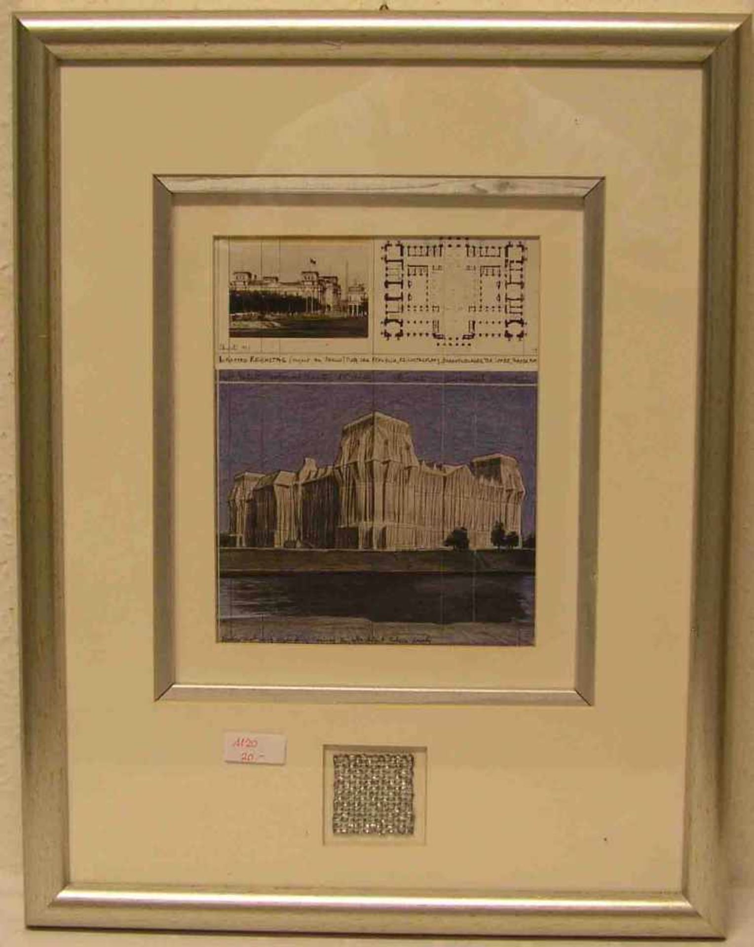 Christo: "Verhüllter Reichstag, Berlin". Mit Original-Gewebestück. Farboffset. 24 x 19cm.Rahmen