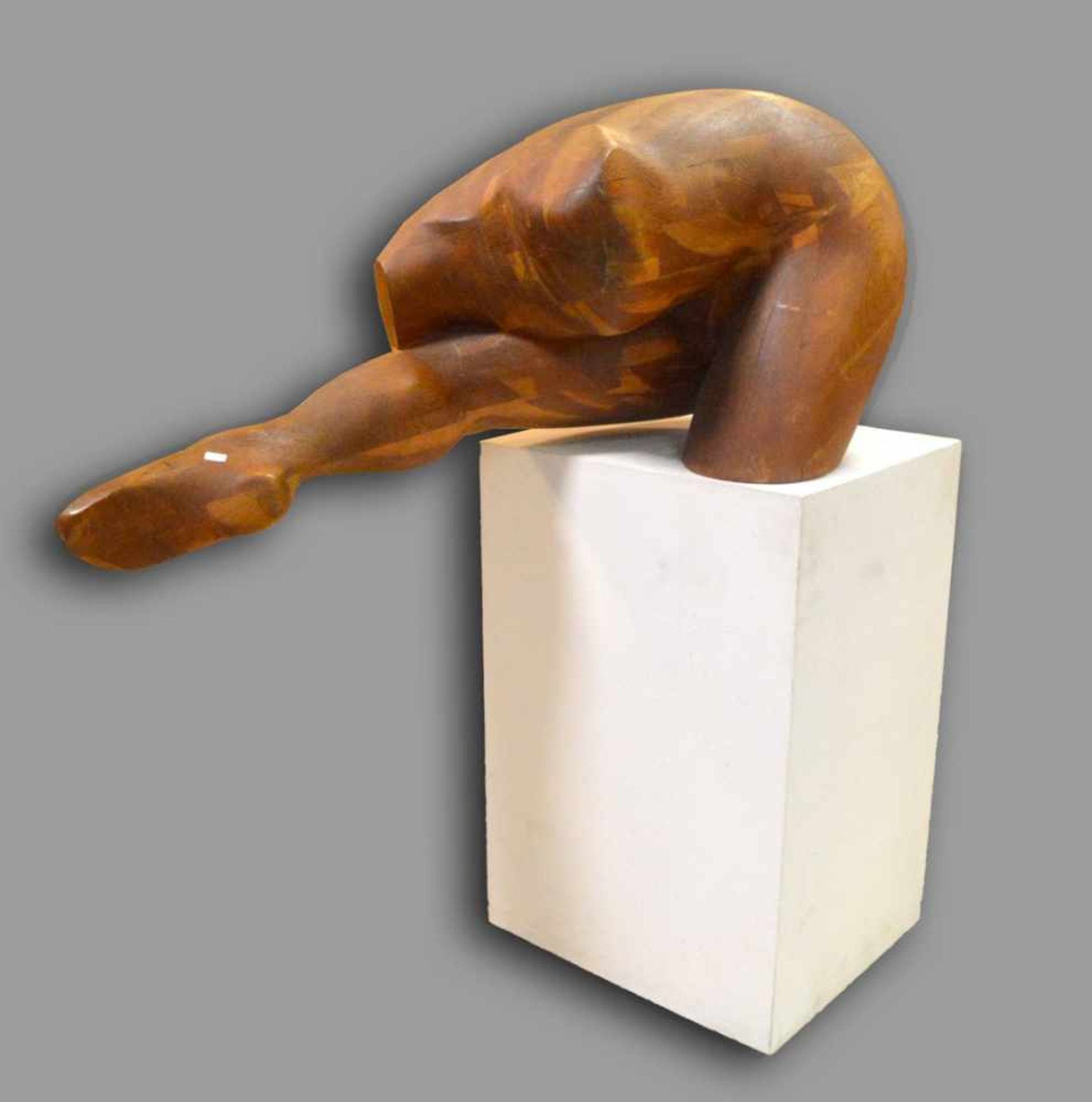 Torso "Ballerina"Hartholz, H 34 cm, L 85 cm, Entwurf Peter Hochscheid, 70er Jahre