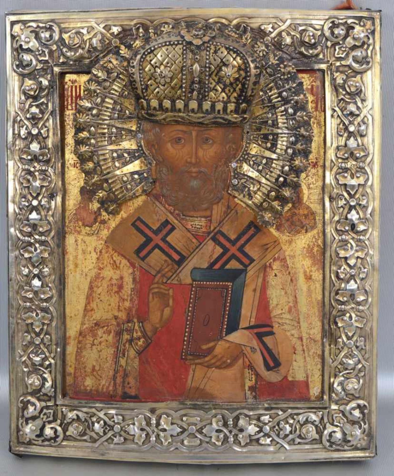 Darstellung des Heiligen PetrusÖl/Hartholz, bunt bemalt, gold gefasst, Rand und Krone Silber,