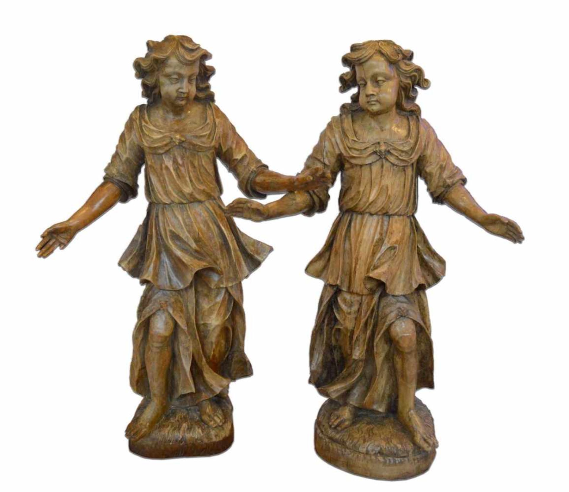 Paar BarockengelHartholz, geschnitzt, auf rechteckigem Sockel stehend, faltenreiches Gewand, mit