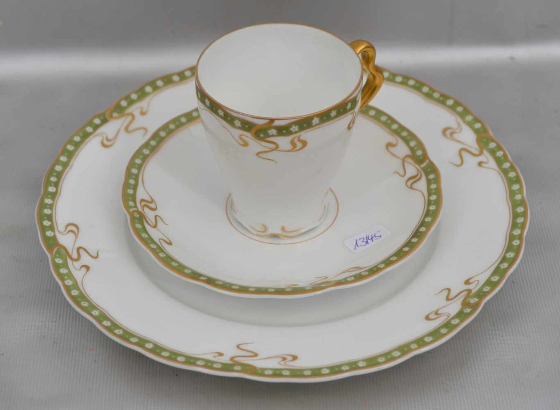 Jugendstil-GedeckTasse mit Untertasse und Dessertteller, grün/goldener Rand, FM Rosenthal, um 1900