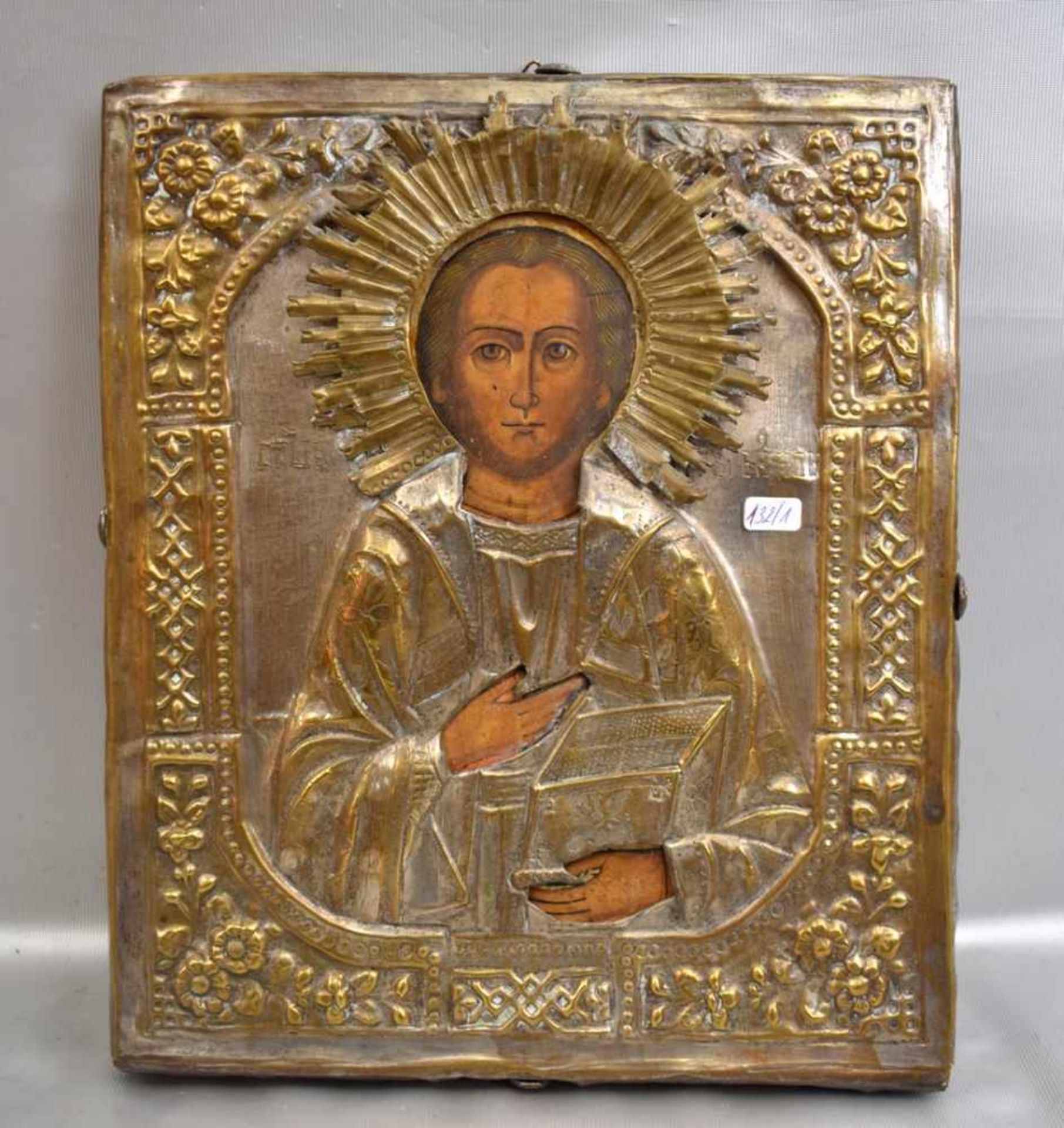 IkoneHartholz, der Heilige Panteleimon, Metalloklad, versilbert, mit kyrillischen Schriftzeichen, 26