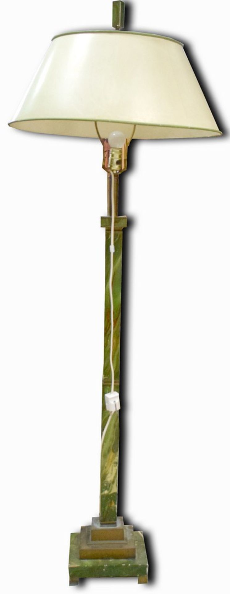 Stehlampe1-lichtig, Fuß Holz und Schaft Holz, grün/rot gefasst, mit Messing, runder Schirm, H 154
