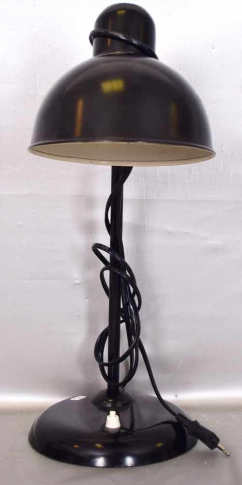 Schreibtischlampe1-lichtig, schwarz gefasst, runder Fuß und Schirm, höhenverstellbar, H 43 cm,