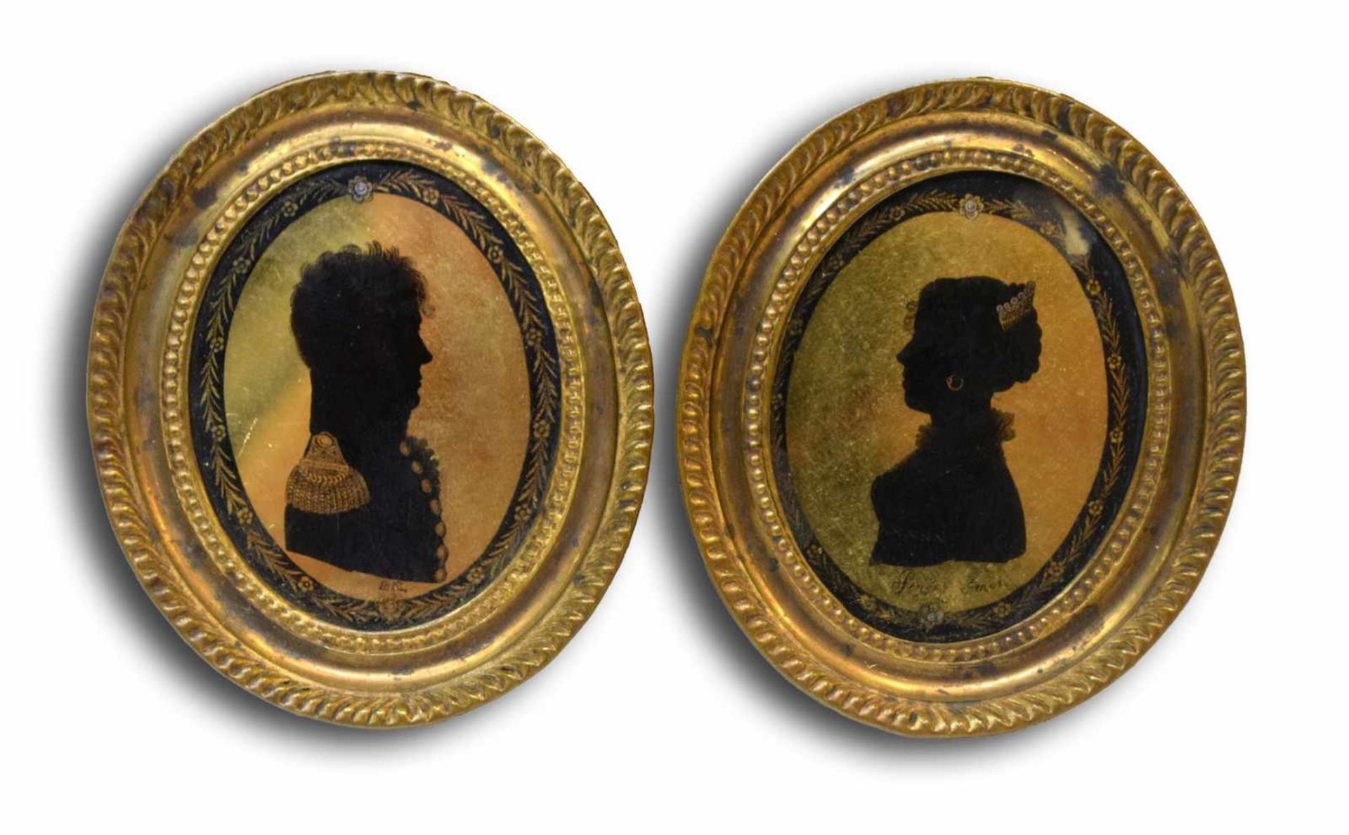 Paar Biedermeier-PortraitsSchattenbilder, oval, schwarz/gold, beschriftet, dat. 1812, hinter Glas,
