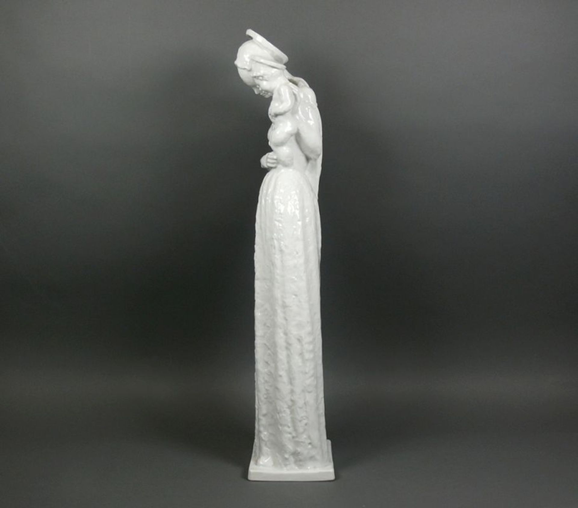 Große Madonna mit Kind (Rosenthal)Entwurf: Daniel Hauenstein 1956; Ausführung Rosenthal, Modell- - Image 4 of 7