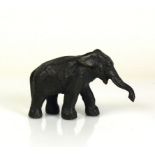 Elefant (20.Jh.)Bronze; stehend; H: 9,5 cm; L: 14 cm