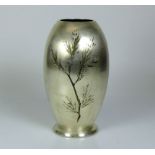 IKORA-Vase (WMF)silberfarben mit Strauchdekor; H: 25 cm