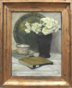 Monogrammist YS (1.H.20.Jh.)"Stillleben" mit Blumen, Kaffeetasse und Buch vor einem Spiegel auf