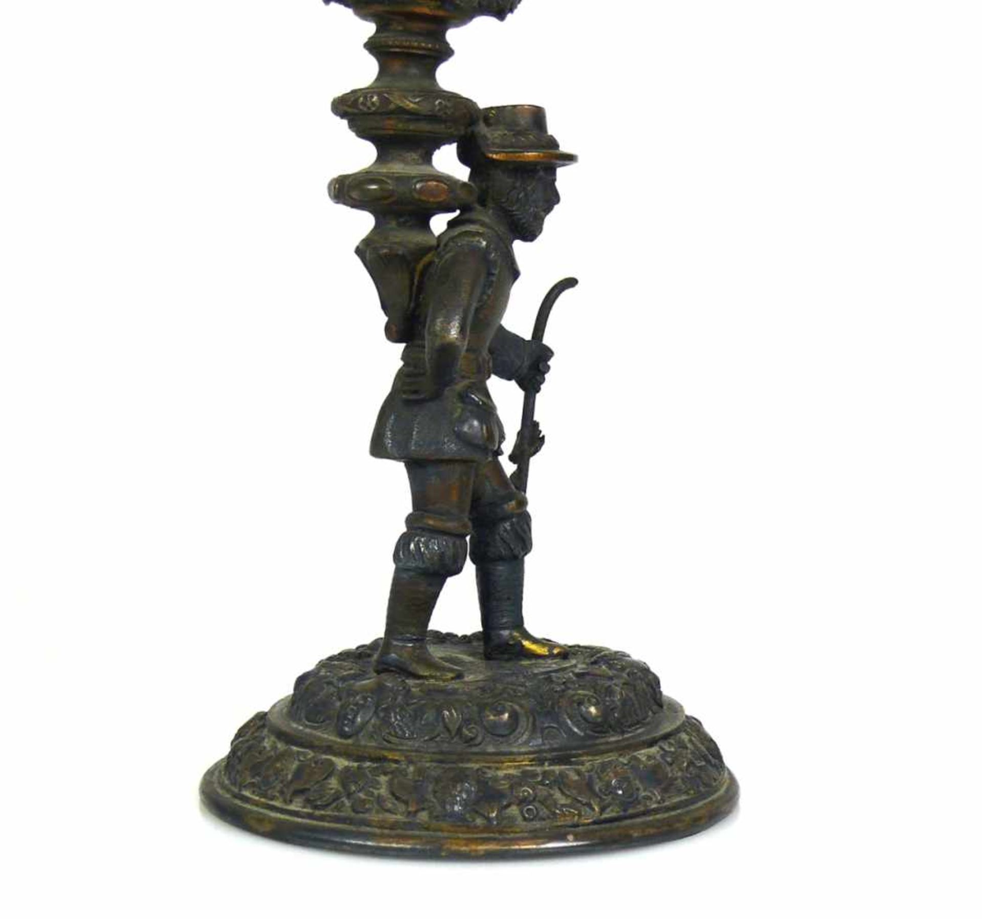 Kokosnuss-Pokal (2.H.19.Jh.)Stand und Schaft als Puttenträger in Silber; Korpus mit reliefierten, - Bild 6 aus 7