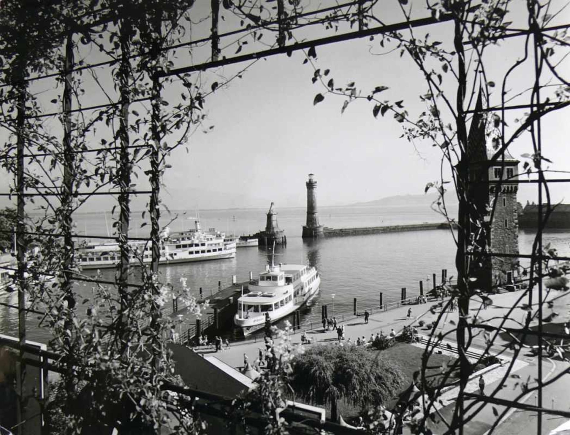 Siegfried Lauterwasser11 schwarz/weiß Fotos mit Bodensee-Motiven; je 18 x 24 cm; ca. Mitte 20.Jh. - Bild 6 aus 6