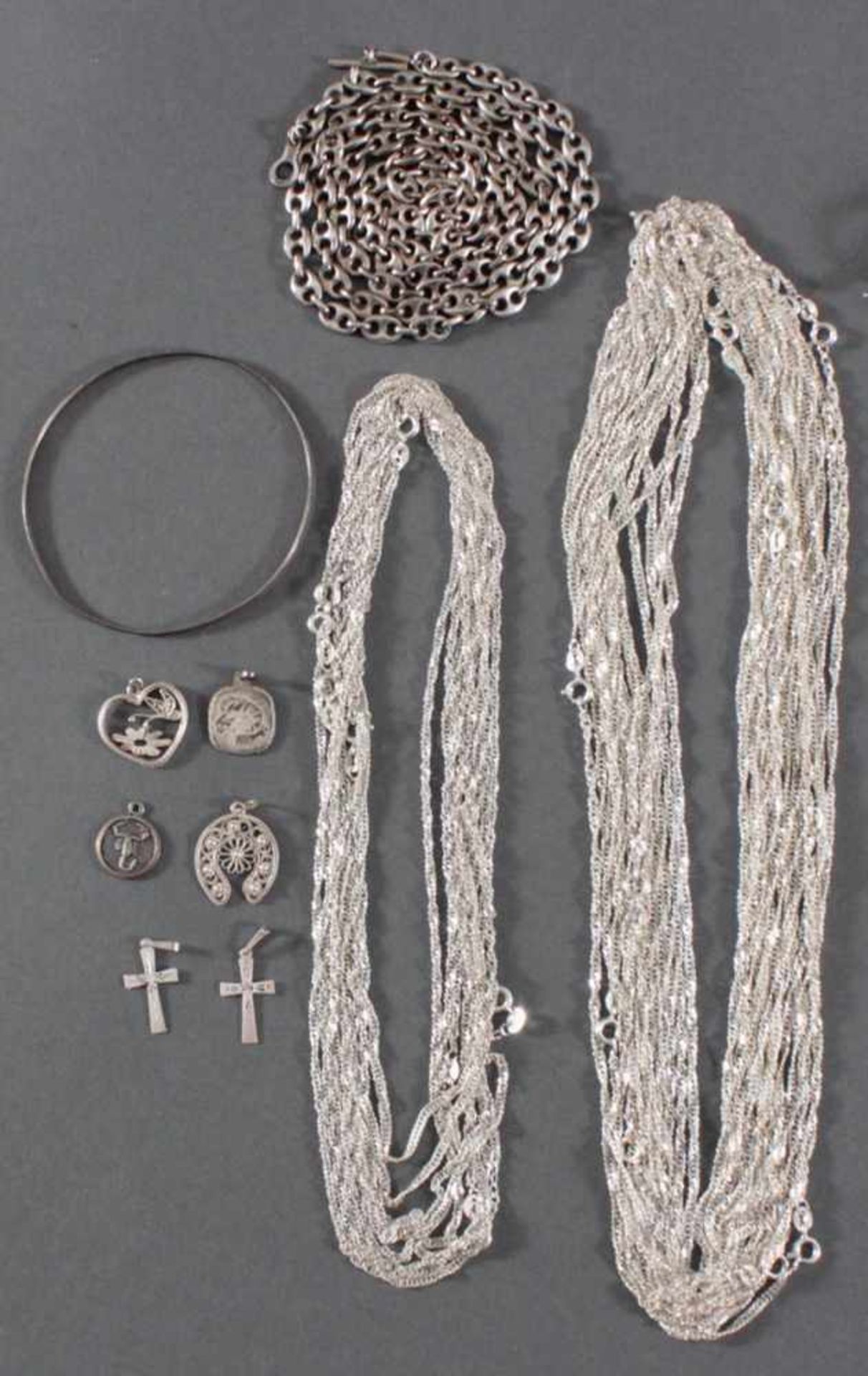 Konvolut Sterlingsilberschmuck und Feinsilberbarren als Anhänger1 Halskette Länge 49 cm. 1 Halskette - Image 2 of 4