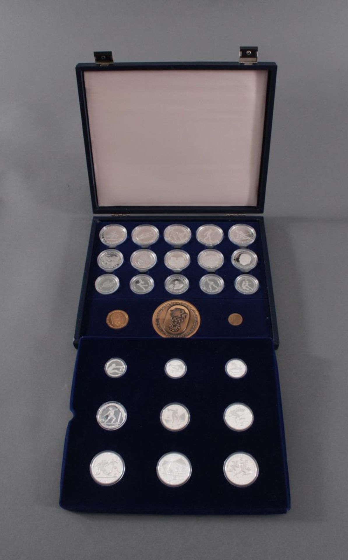 Griechenland, Olympische Spiele 1984, Silbermünzen in PP, Leichtathletik24 Silbermünzen in PP, in - Bild 3 aus 6