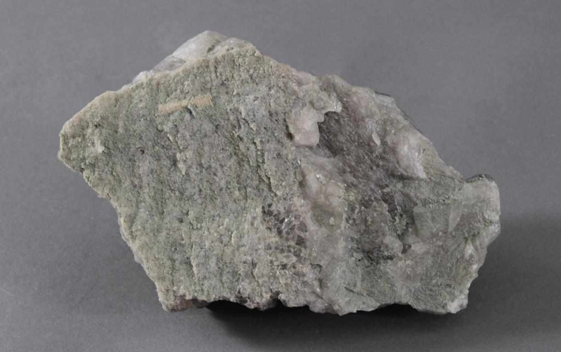 Gwindel-Chlorit cavradi aus GraubündenLänge ca. 17.5 cm, 1018 g - Bild 3 aus 3