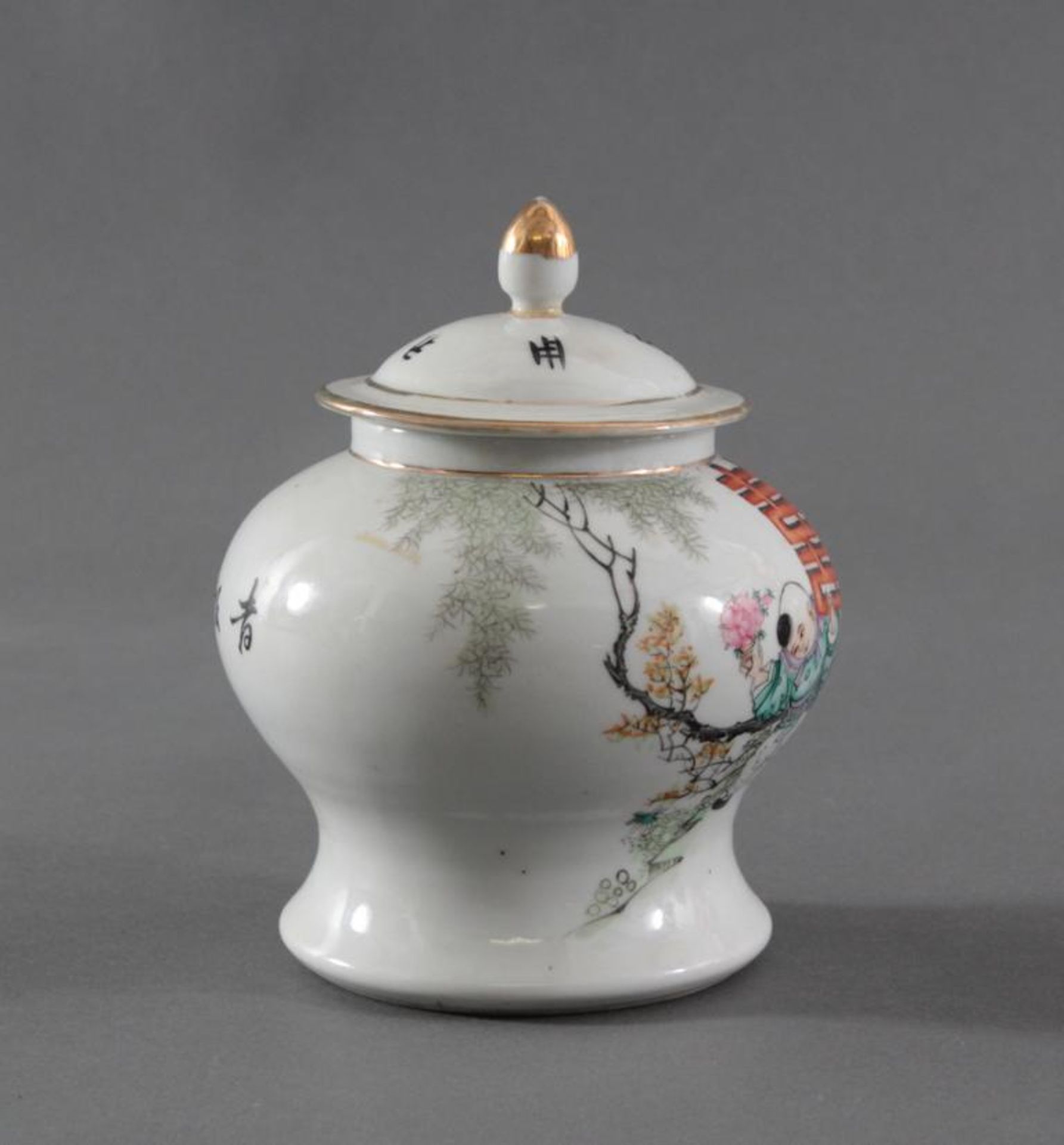 Chinesisches Deckelgefäß Kuang-Hsu Periode 1875-1908Antikes Porzellan Deckelgefäß mit umlaufend - Bild 3 aus 7