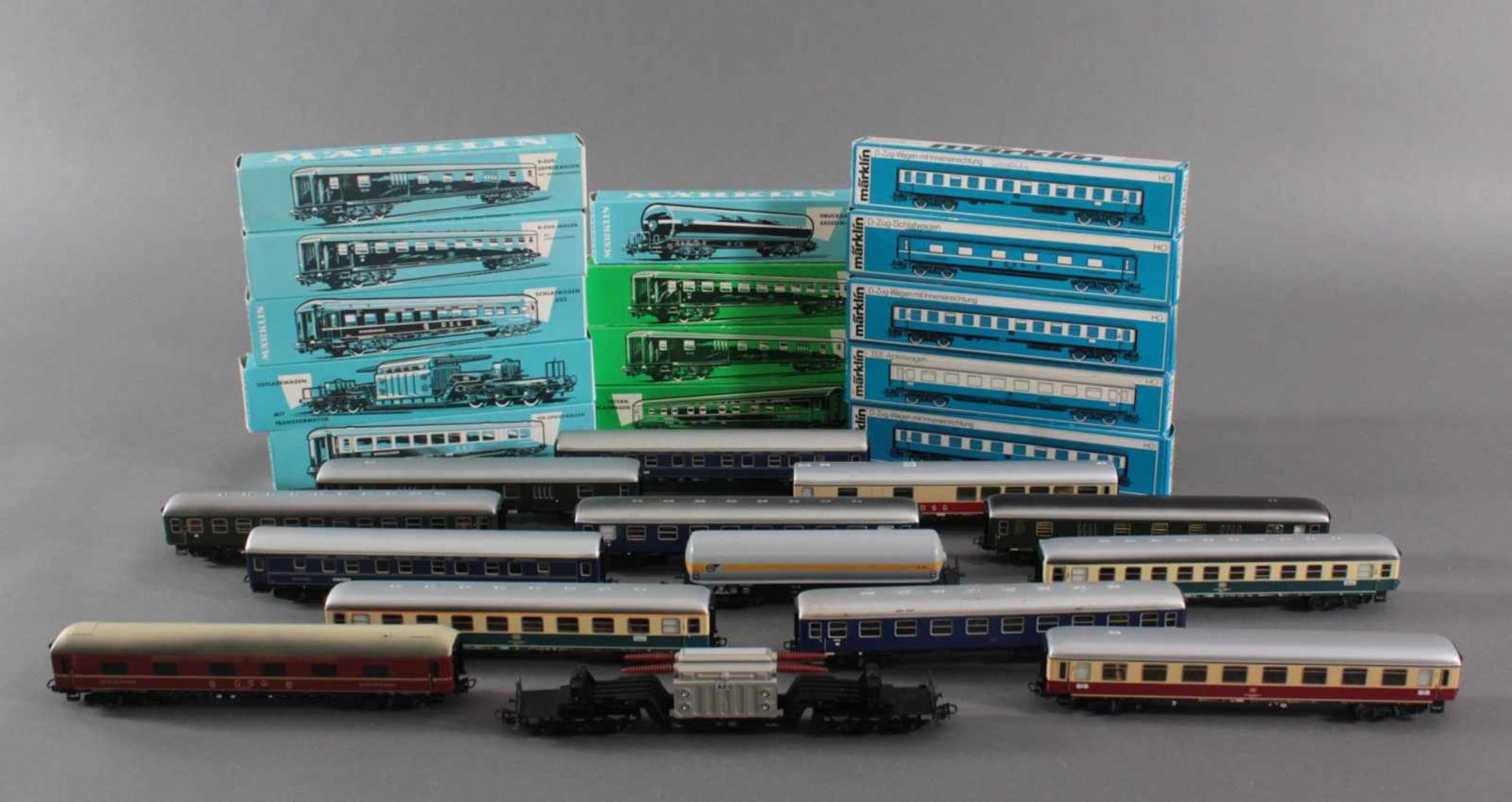 14 Märklin Güterwaggons in der Originalverpackung Spur H0Modellnummer 4044, 4064, 4052, 4617,