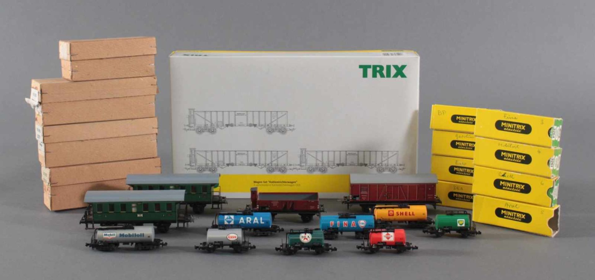 Konvolut Trix und MinitrixTrix H0 Wagen-Set "Kohlentrichterwagen" 23500. 8 Minitrix Güterwaggons. - Image 6 of 6