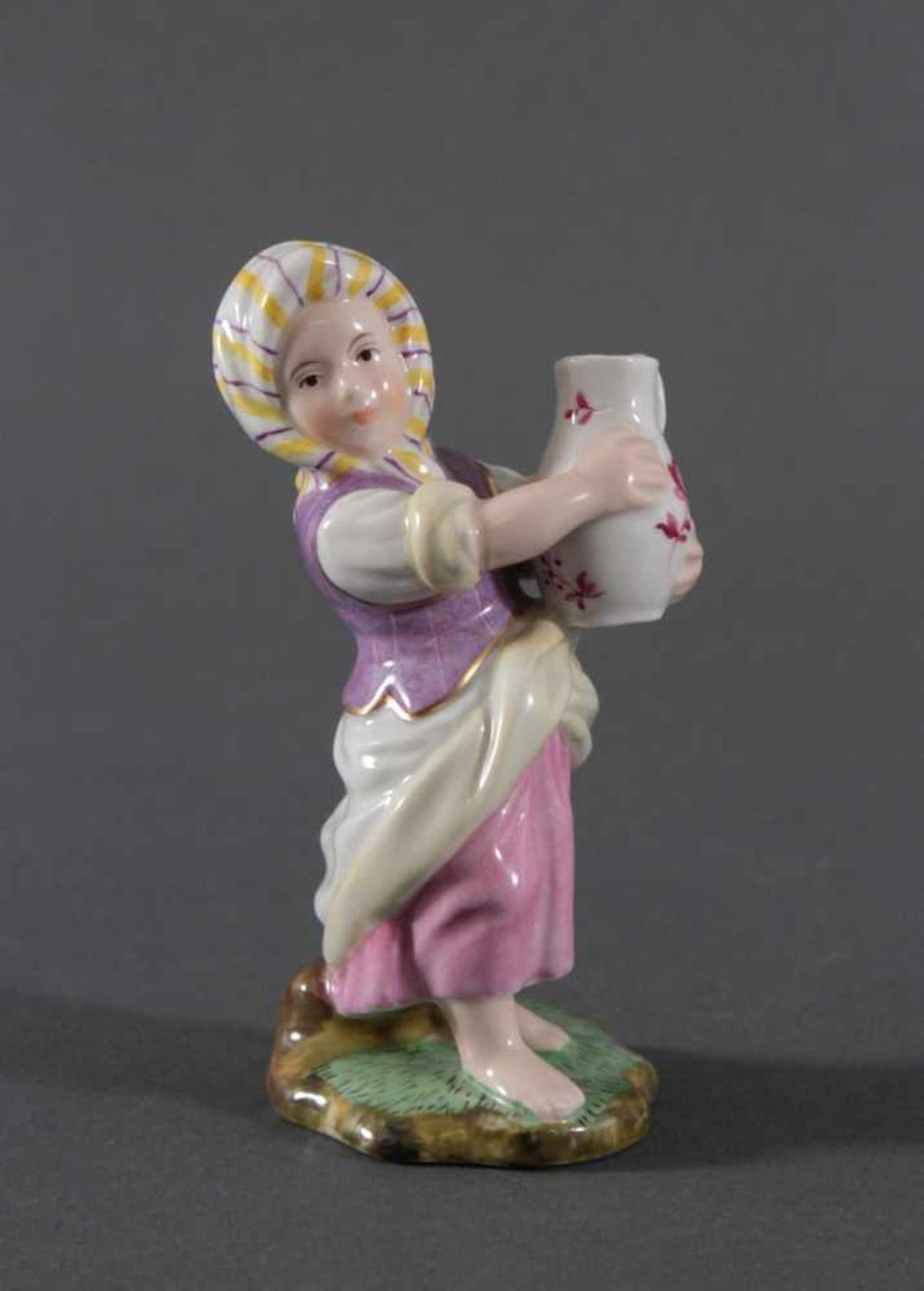Porzellanfigur, Höchster Porzellanmanufaktur, "Mädchen mit Kanne"Porzellan, naturalistische - Bild 2 aus 7