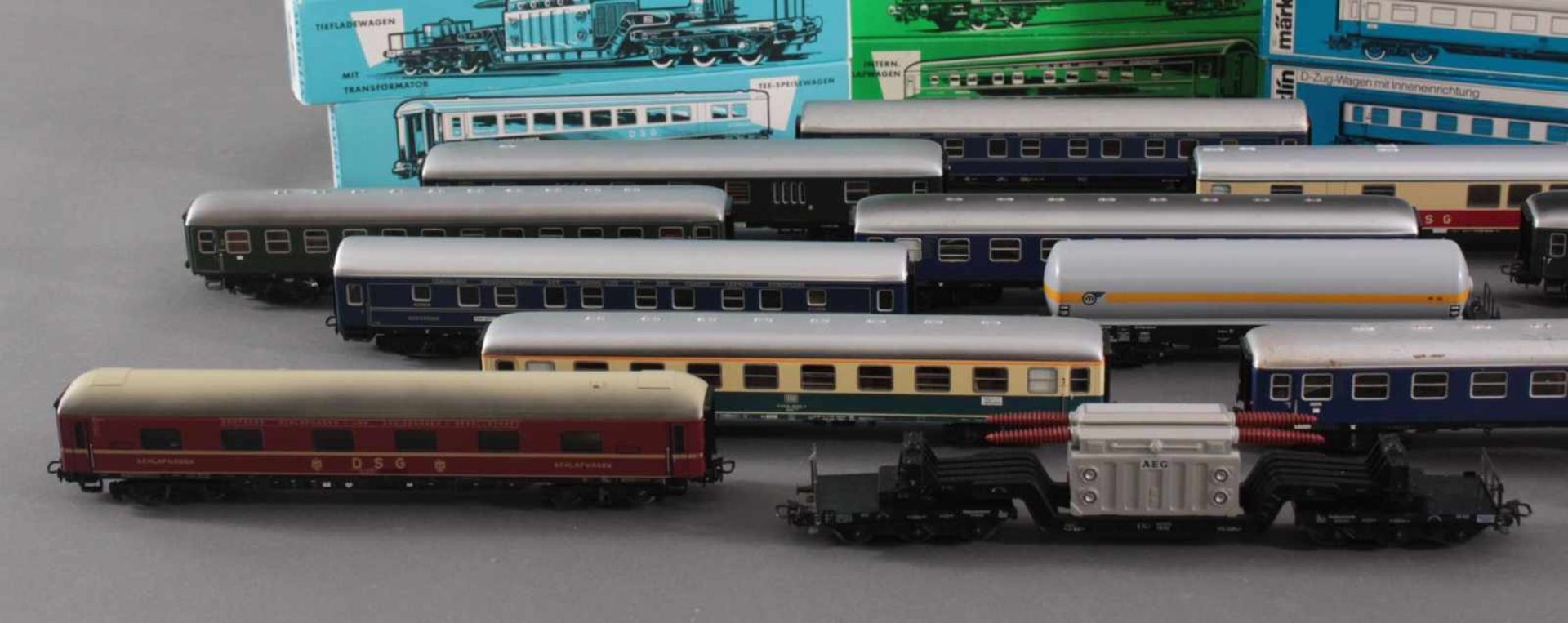 14 Märklin Güterwaggons in der Originalverpackung Spur H0Modellnummer 4044, 4064, 4052, 4617, - Image 2 of 4