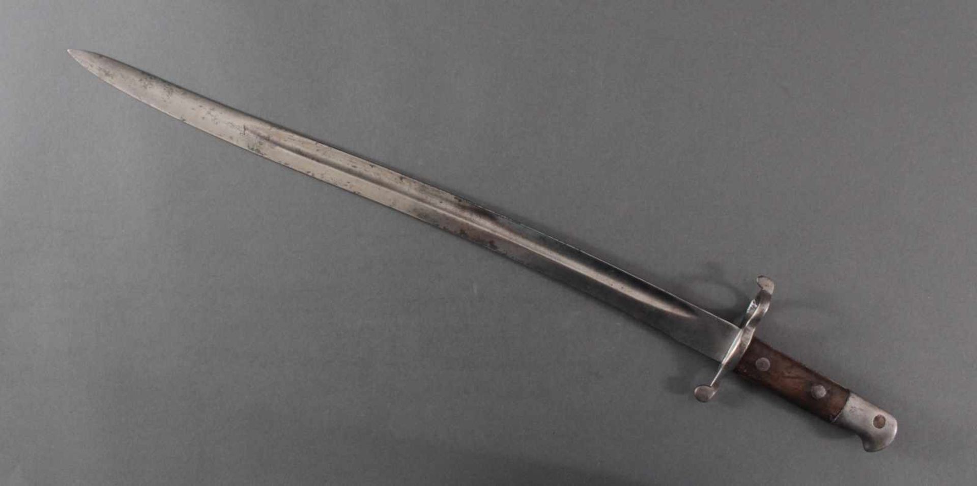 Langes Seitengewehr, ca. 71 cm, um 1880Ohne Bezeichnung, Holzgriff