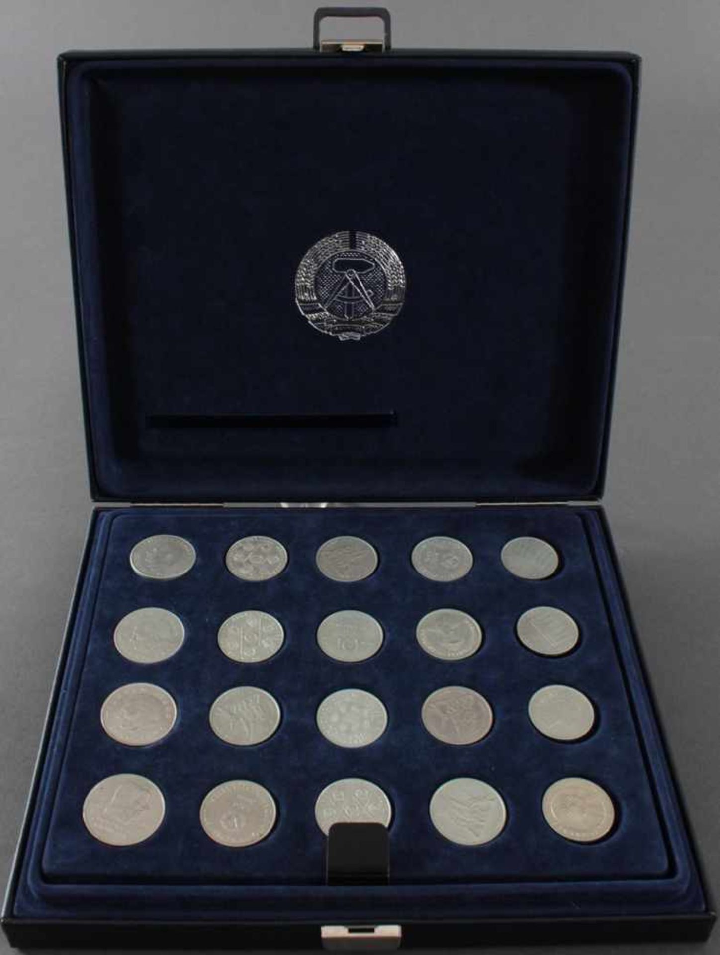 DDR GedenkmünzenDabei Silbergedenkmünzen  1971 5x 5 Mark, 13x 10 Mark 1972 - 1975, 4x 20 Mark 1971 - Bild 5 aus 6