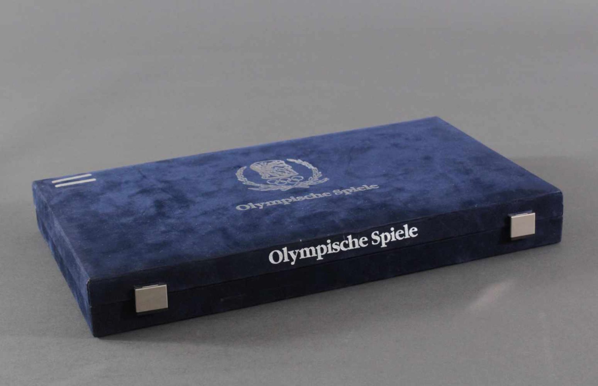 Sammlung Silber-Gedenkmünzen olympische Spiele in blauer SamtboxAlle polierte Platte und in - Bild 4 aus 4