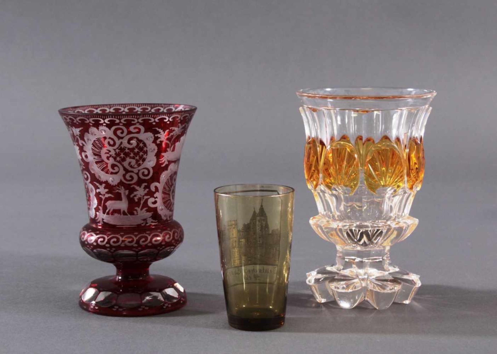 2 Pokalgläser und 1 Andenkenglas um 1900Klarglas mit partieller Farbeinschmelzung, mundgeblasen - Image 3 of 6