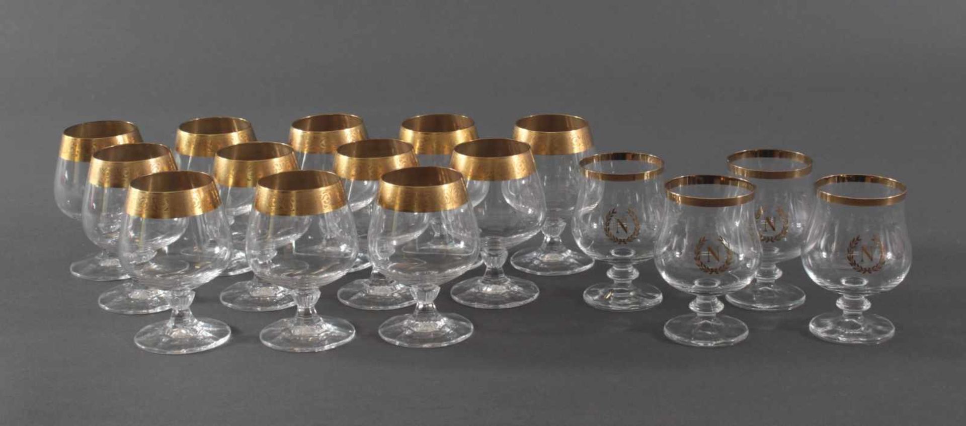 16 Cognac-Schwenker mit GoldrandFarbloses Glas, alle Teile mit verziertem Goldrand Goldrand, 12