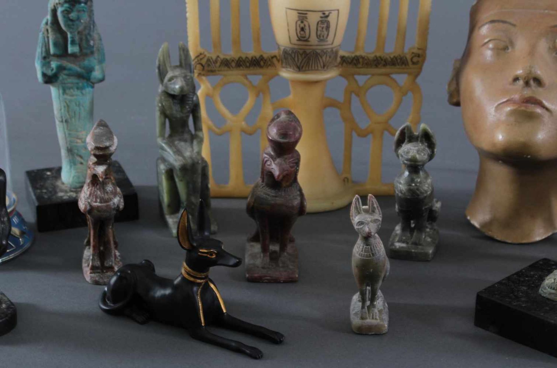 Museums-Replikat Sammlung, Ägyptische Figuren16 Stück, unterschiedliche Darstellungen, - Bild 3 aus 4