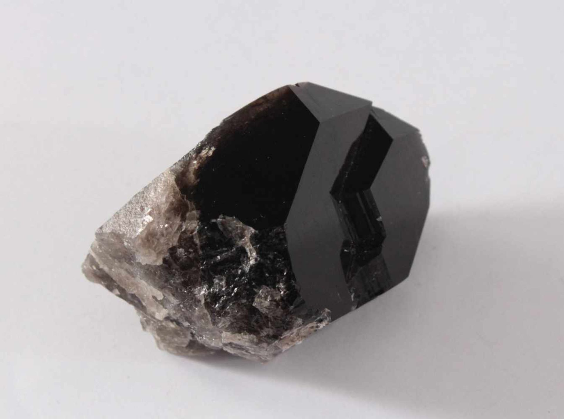 Rauchquarz aus BrasilienHöhe ca. 6 cm, 146 gSmoky Quartz from Brasil - Bild 4 aus 4