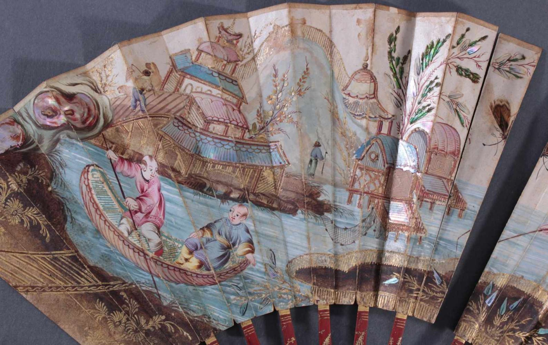 Fünf Fächer 18./19. Jahrhundert, Frankreich/AsienBein/Holz/Textil/Papier, ornamental durchbrochene - Bild 7 aus 13