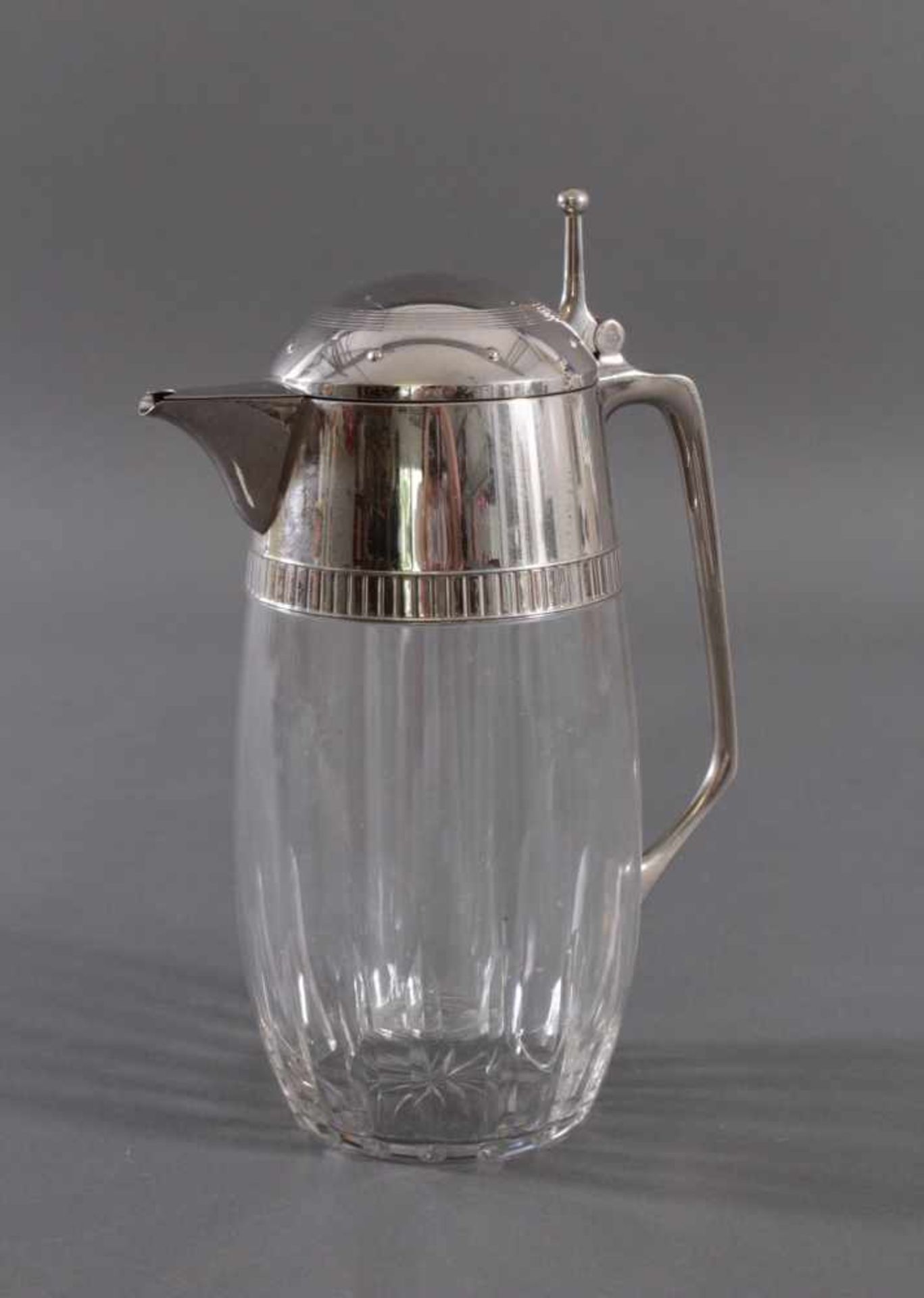 Art Deco Krug, Kalte EnteGeschliffenes Kristallglas, Metallmontur, mit Glaseinsatz, ca. Höhe 33,5