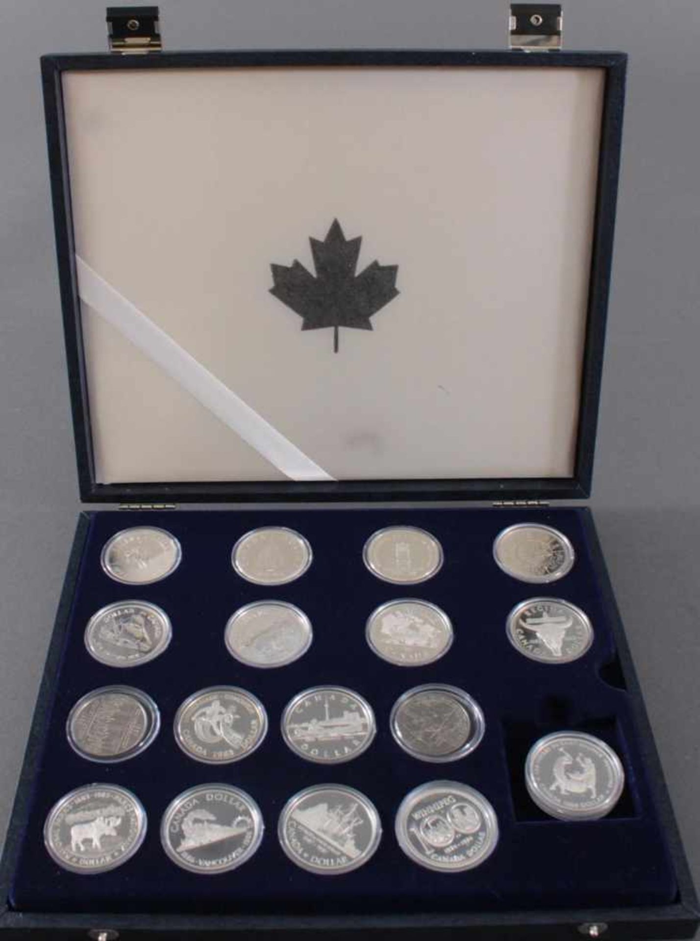 Kanada - Die Offiziellen Silber-Gedenkmünzen33 Stück, alle Polierte Platte und in Münzkapseln - Bild 4 aus 5
