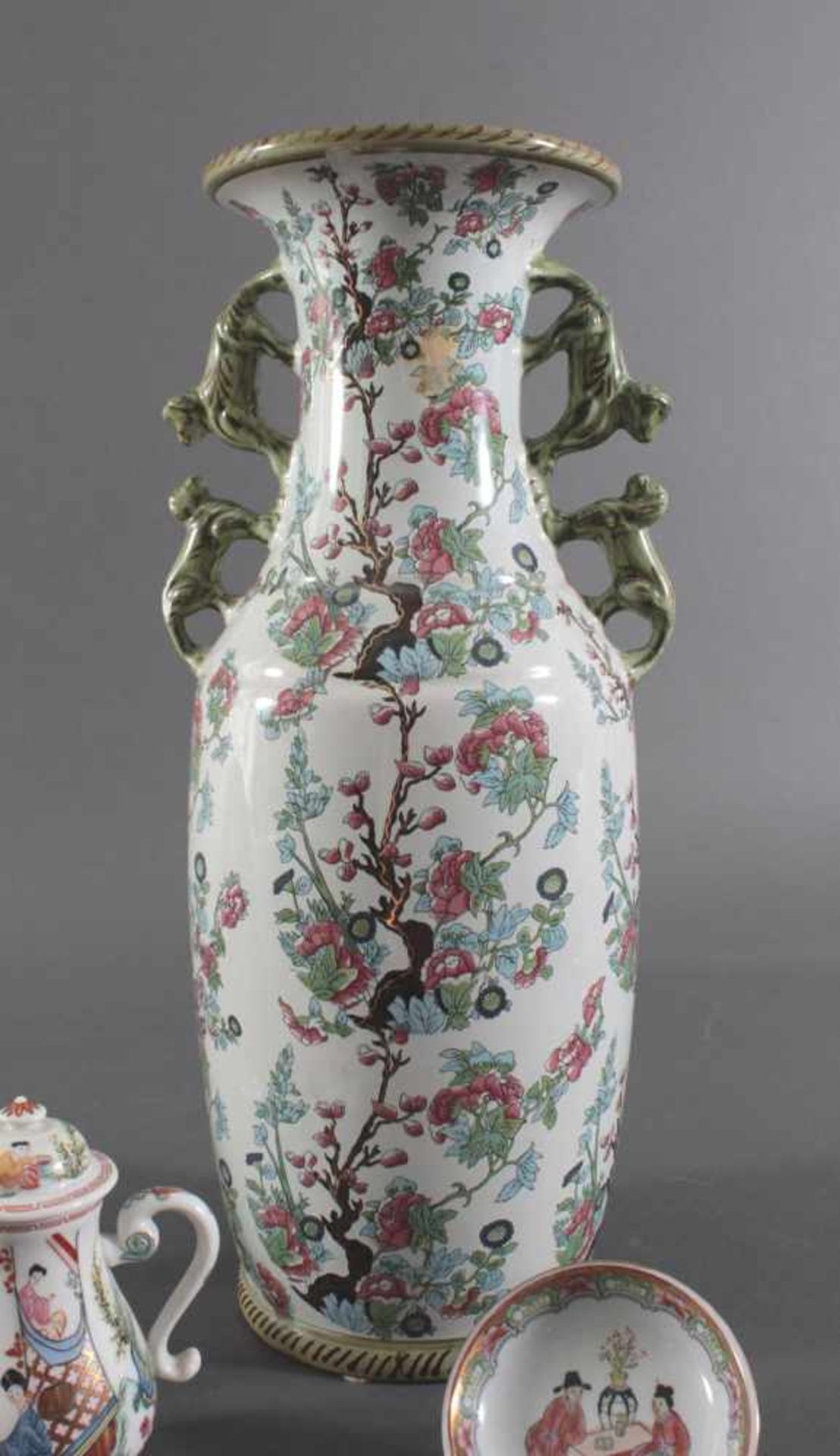 Chinesisches Porzellan KonvolutPorzellan 20. Jahrhundert, verschiedene Ausführungen, - Bild 4 aus 7