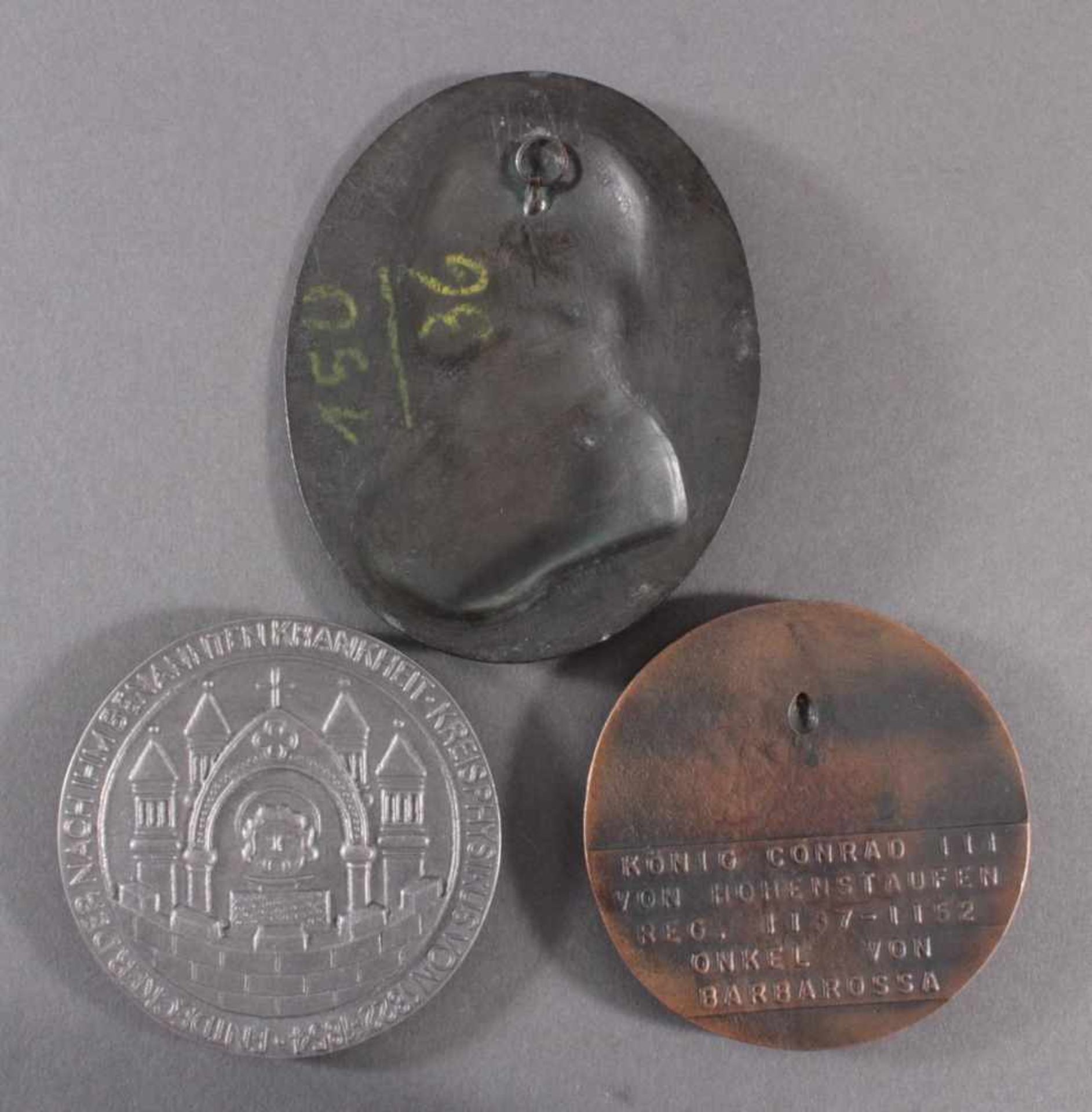 3 große Medaillen / Plaketten1x Replik Siegel König Conrad III. von Hohenstaufen, Durchmesser ca. - Bild 2 aus 2