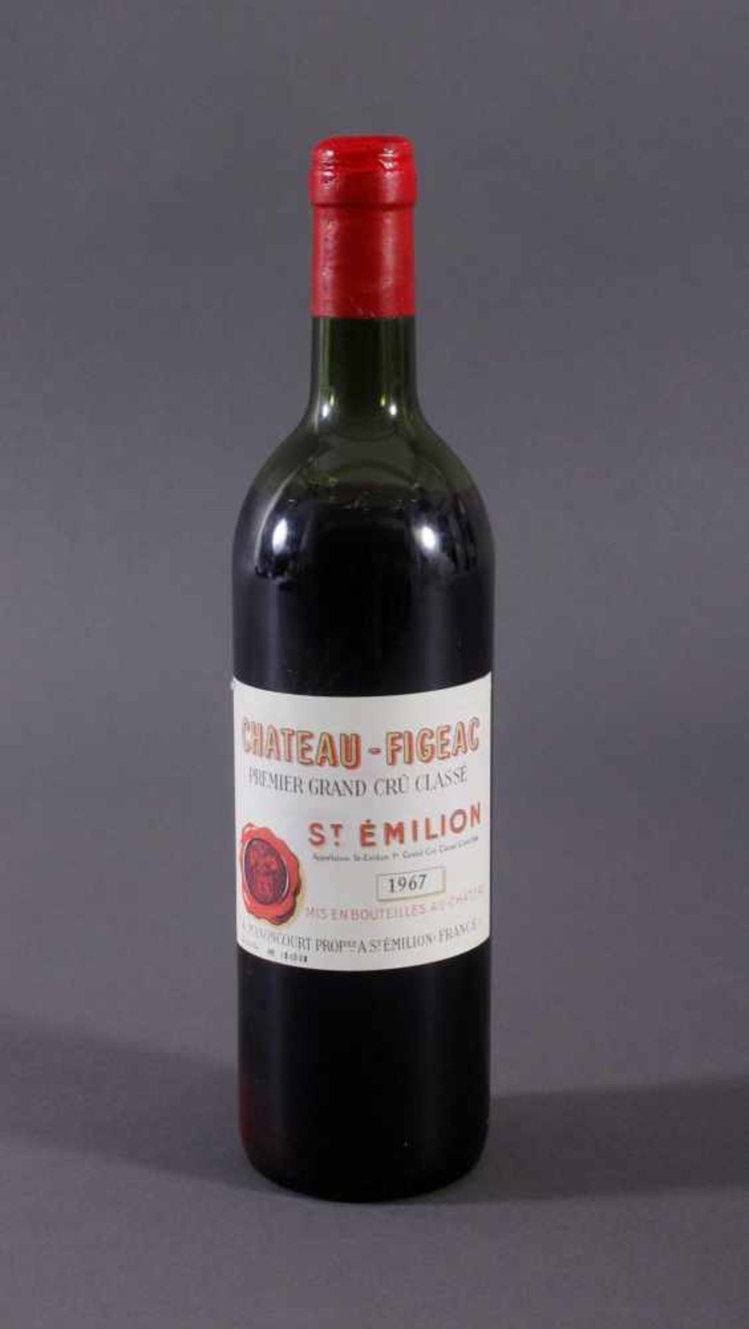 1967 Château FigeacPremier Grand Cru Classé. Leichter Flüssigkeitsverlust.- - -20.00 % buyer's