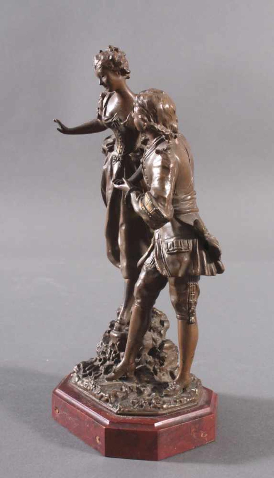 Ernest Rancoulet (1870 - 1915)Bronze mit brauner Patina. Auf achtkantiger Plinthe aus rotem Marmor - Bild 3 aus 6